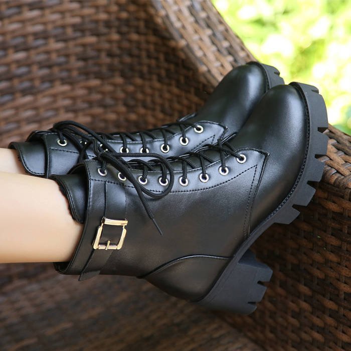 SUNKISSEDSTEP Women’s Lace-Up Platform Combat Ankle Boots