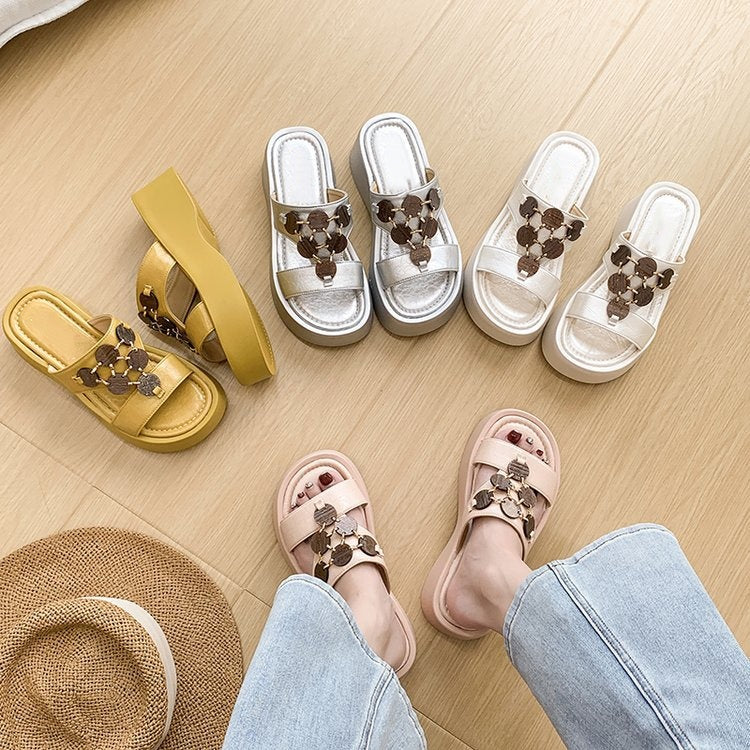 Bohemian Platform Toe-Loop Sandals