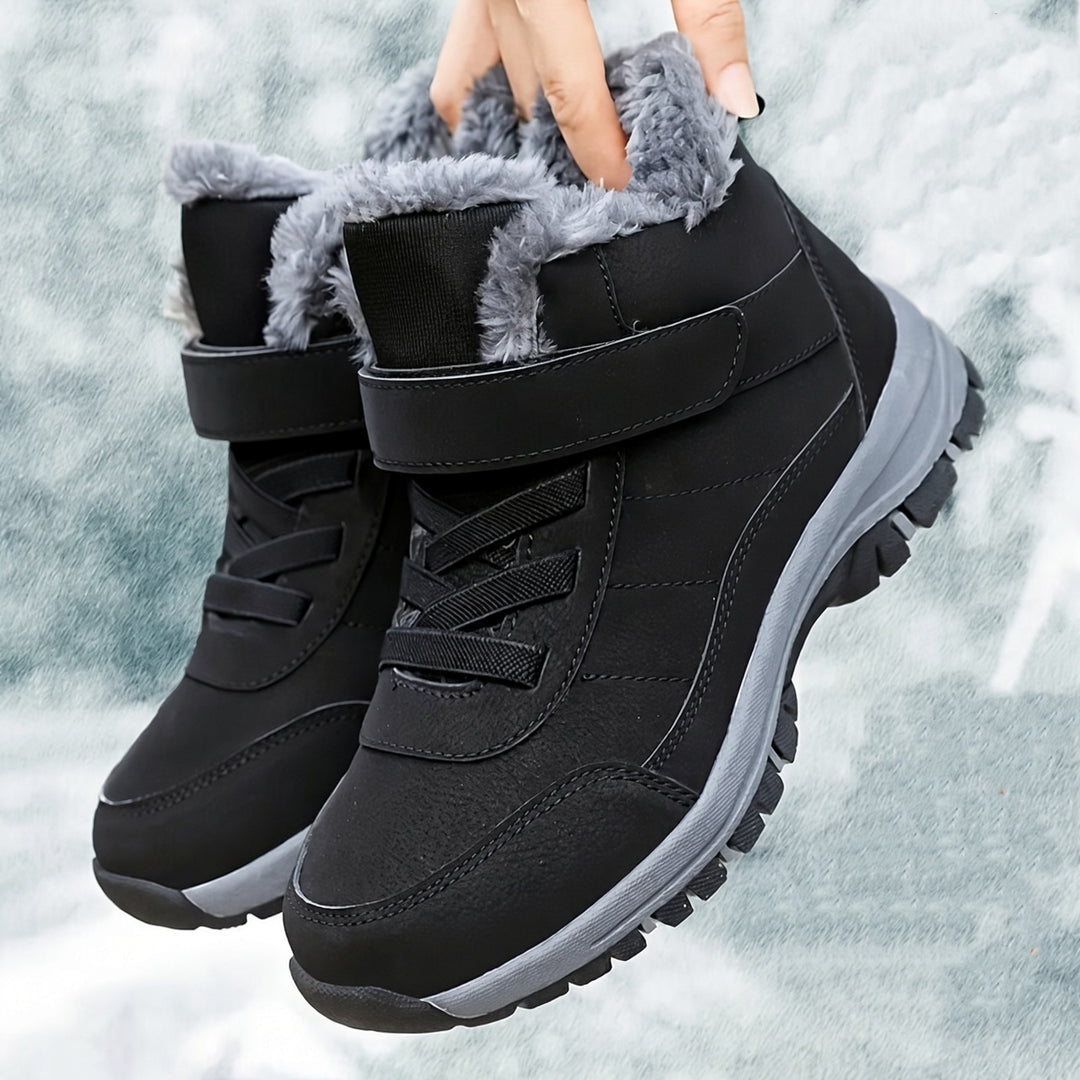 SUNKISSEDSTEP Women’s ArcticTrail WideFit Snow Boots
