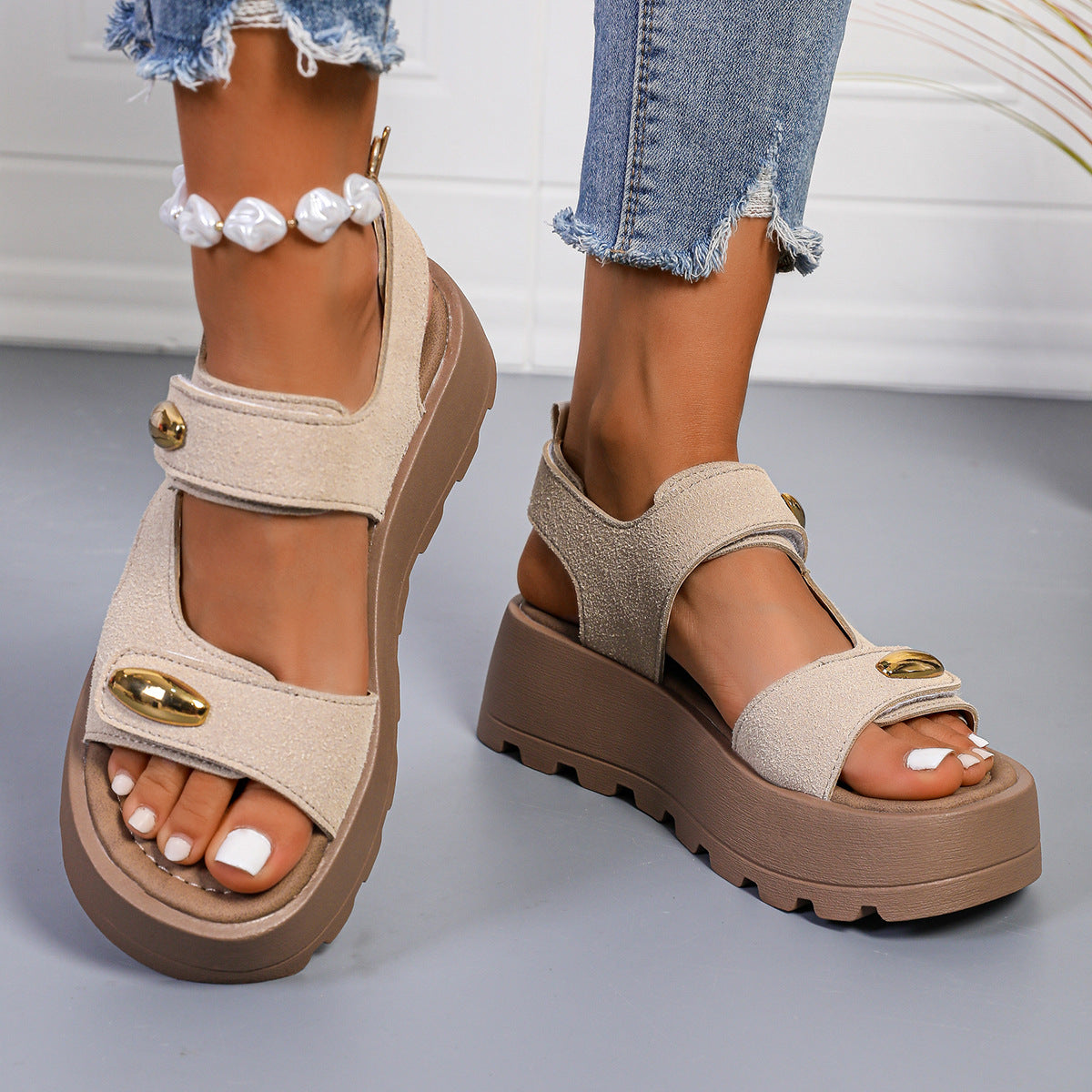 SUNKISSEDSTEP Women’s Retro Trek Platform Sandals (US 5.5–8)