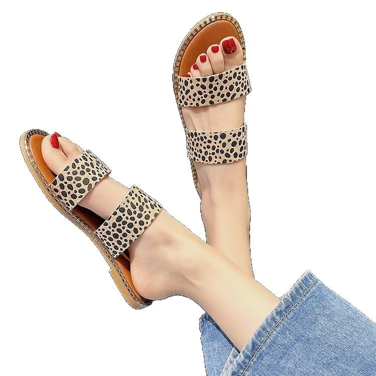 SUNKISSEDSTEP Women’s Mia Leopard Flat Slides