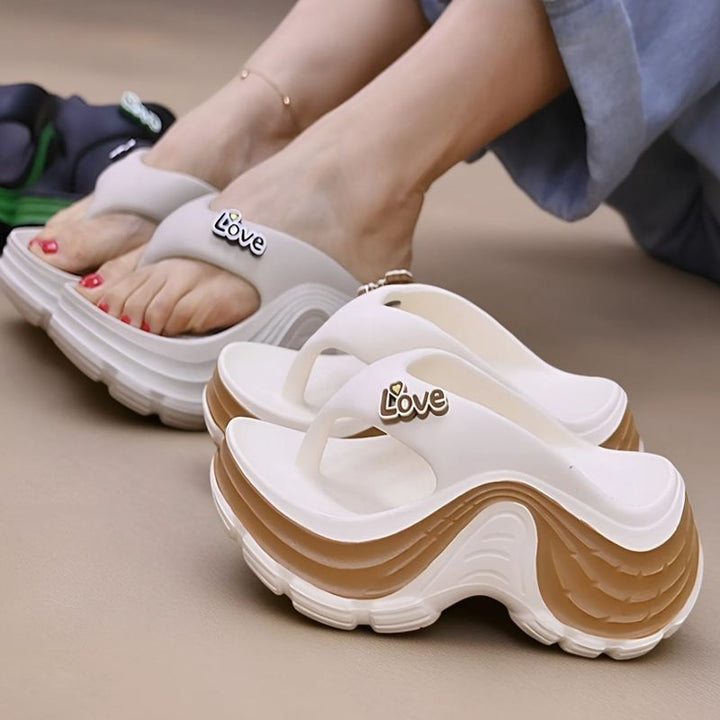 SUNKISSEDSTEP Women’s Thick-Soled Flip Flop Sandals