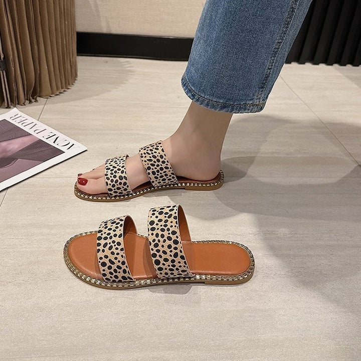 SUNKISSEDSTEP Women’s Mia Leopard Flat Slides