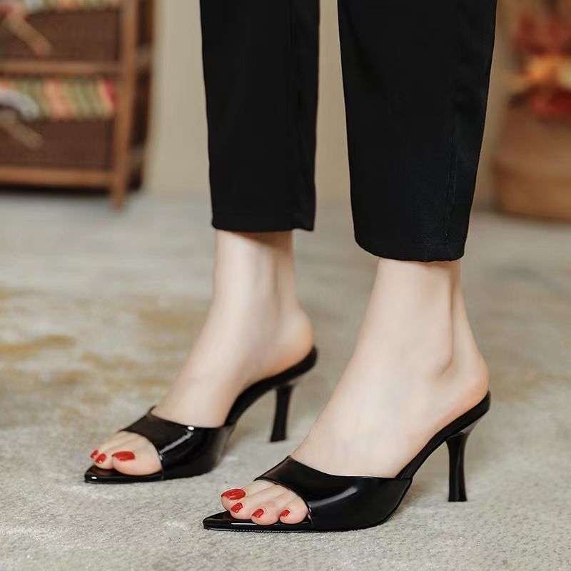 Patent Leather Pointed Toe Mules
