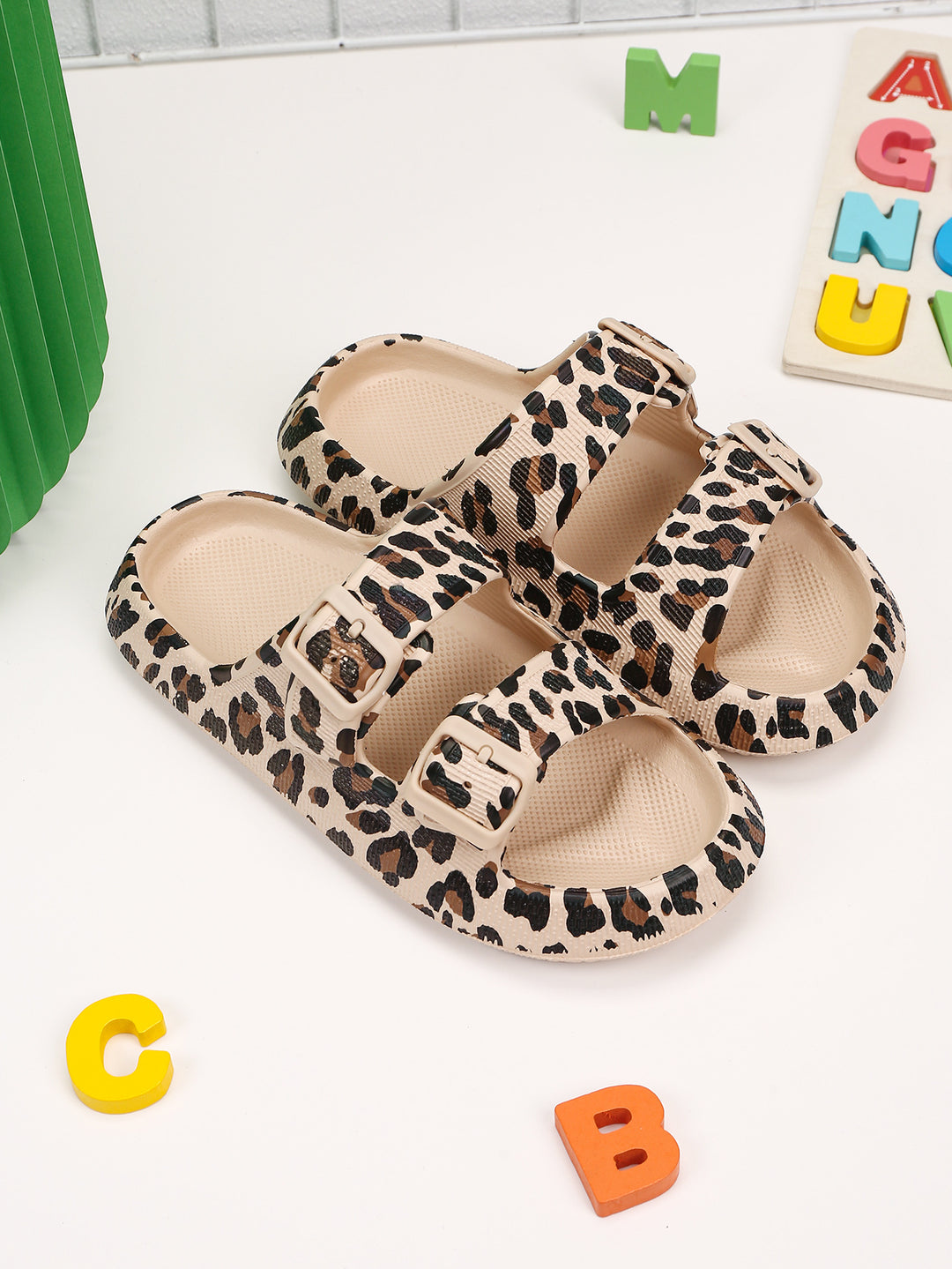 SUNKISSEDSTEP Women’s Harper Adjustable Platform Slides