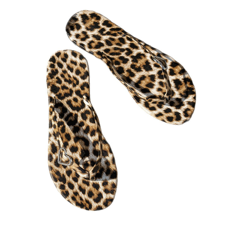 SUNKISSEDSTEP Women’s Crystal Heart Leopard Flip-Flop Sandals (US 6–9.5)