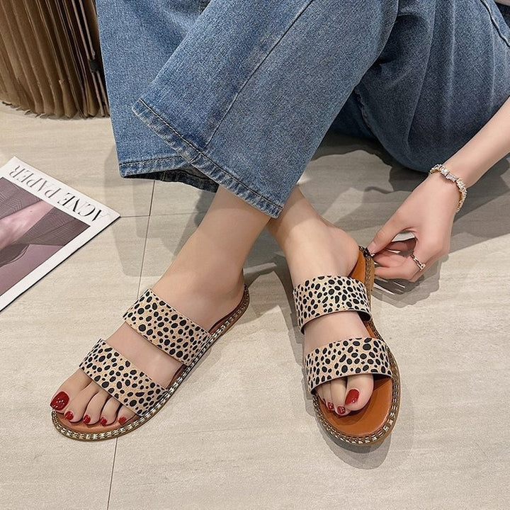 SUNKISSEDSTEP Women’s Mia Leopard Flat Slides