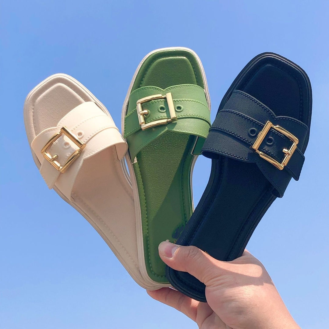SUNKISSEDSTEP Women’s Harper Chain Accent Comfort Slides (US 6–8.5)