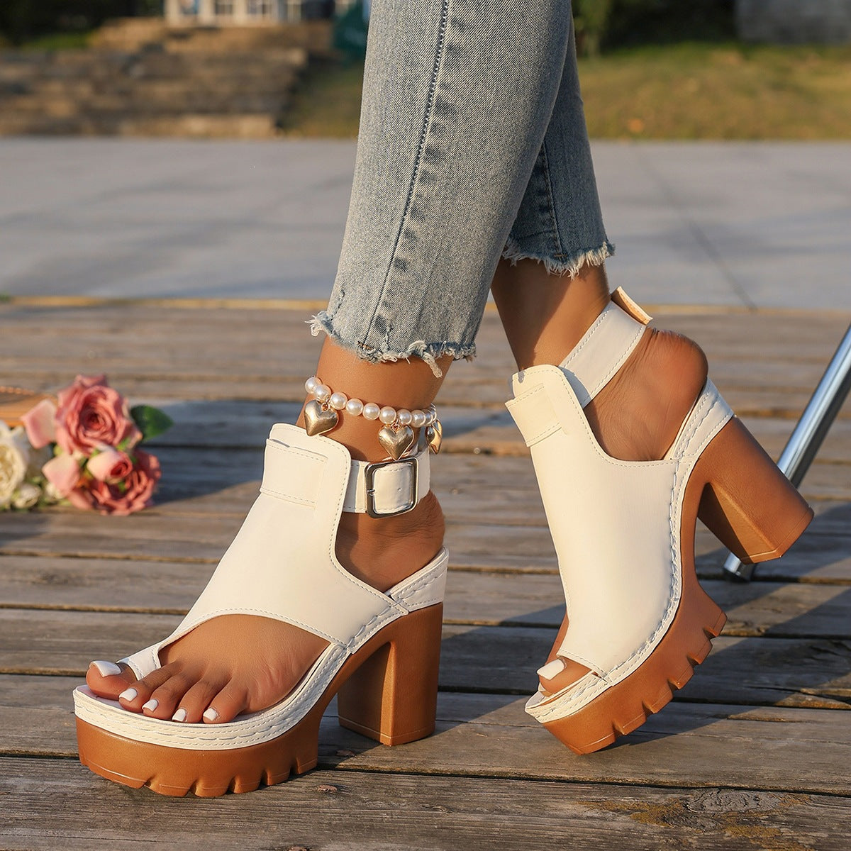 SUNKISSEDSTEP Women’s Peep-Toe Platform Block Heel Sandals (US 6–9.5)