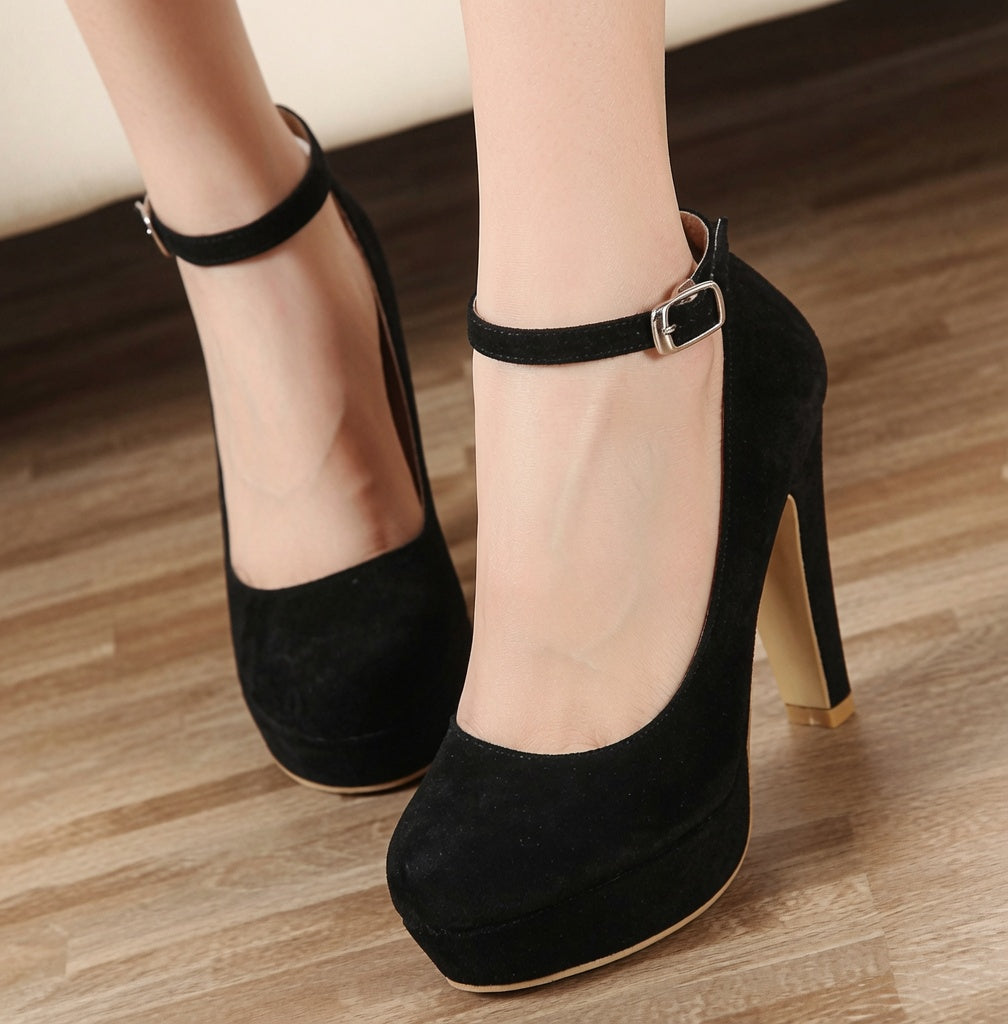 Elegant Hollow Pointed Toe Slingback Heels